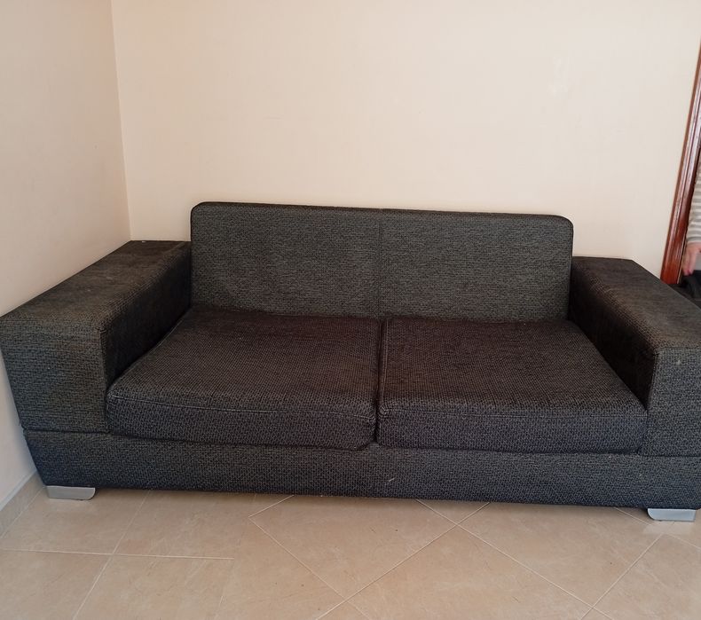 Cama, estrado, colchão e sofá