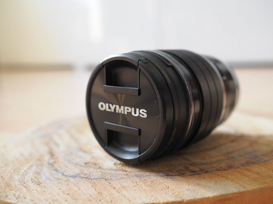 Obiektyw Olympus OM System 17 1.2 Pro filtr ochronny UV Marumi