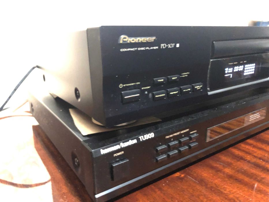 CD програвач Pioneer PD-107