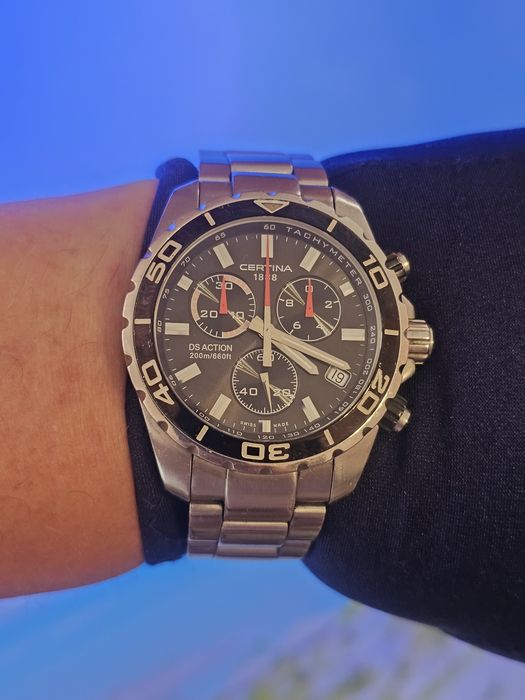 У продажу Certina