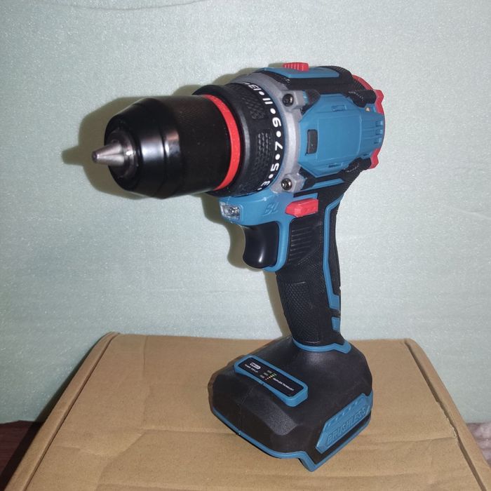 Бесщеточный шуруповёрт 18-21v