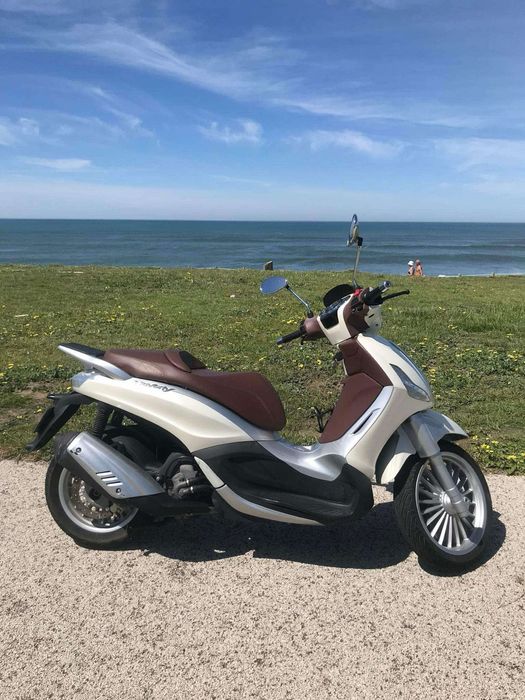 Piaggio Beverly 300 ie