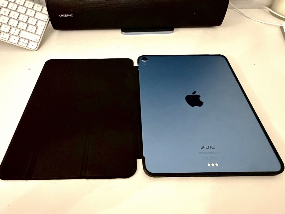 iPad Air 5 gen M1 64gb Blue WiFi