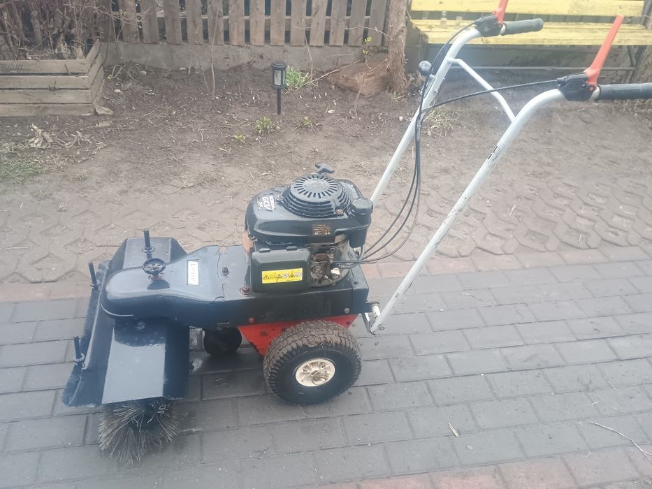 Zamiatarka spalinowa limpar honda