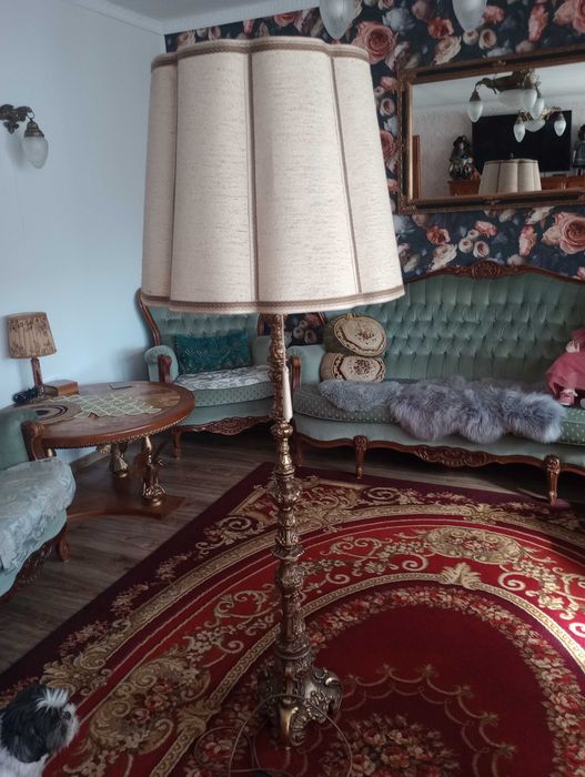 Sprzedam mosiężną ciężką lampę stojącą