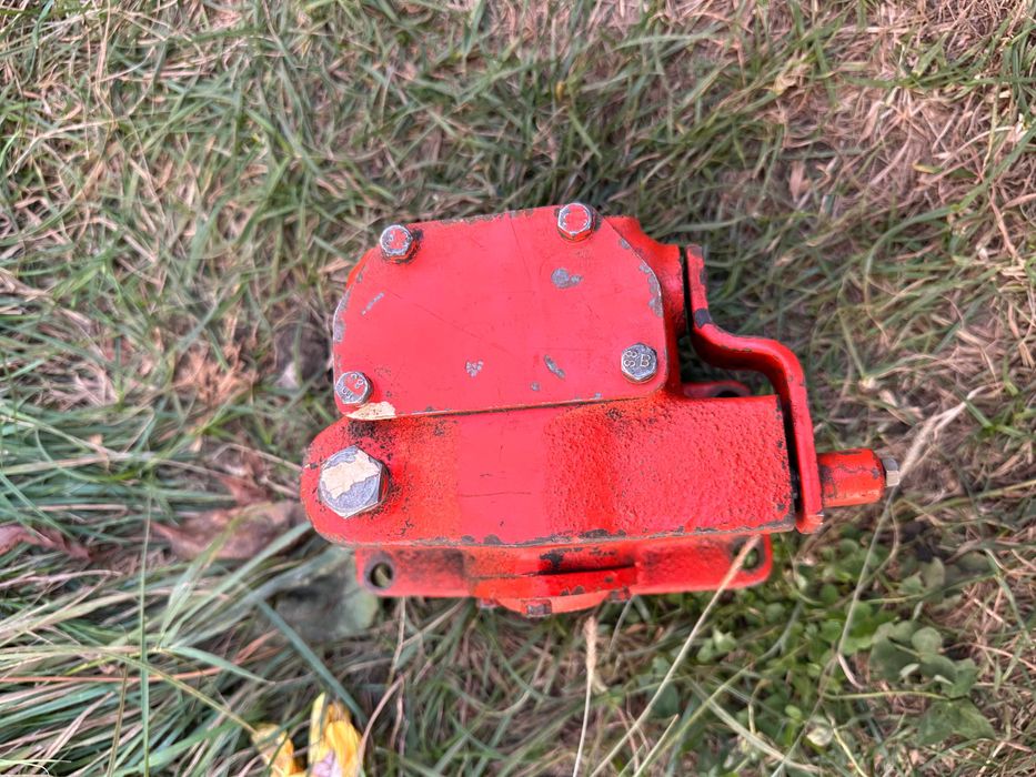 Т-25  НОВЫЙ привод насоса