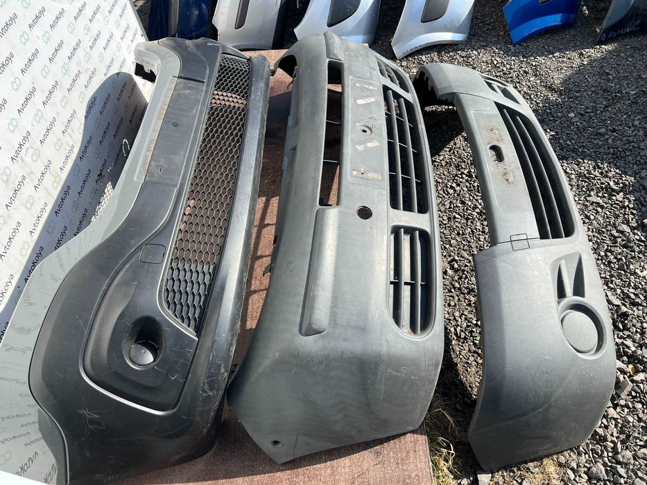 Бампер передній Renault Trafic Megane Scenic Clio Laguna Master Kangoo