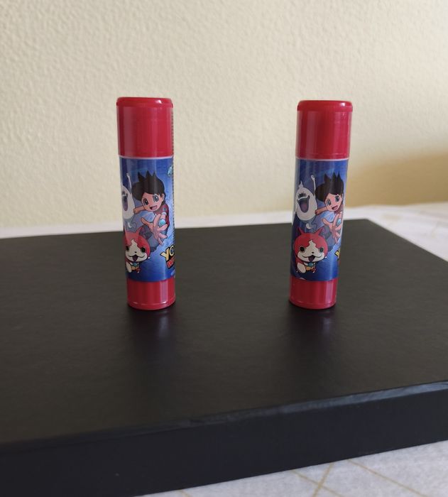 Material escolar (preços 2€-3,50€)