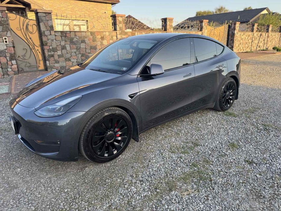 Tesla Model Y 2022
