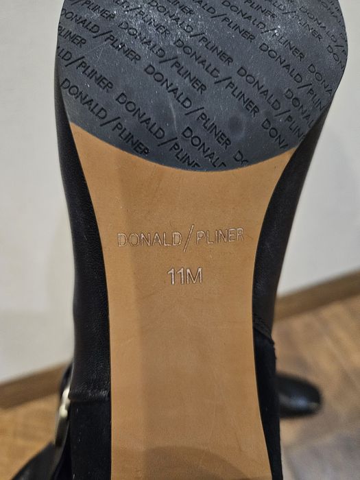 Чоботи Donald Pliner