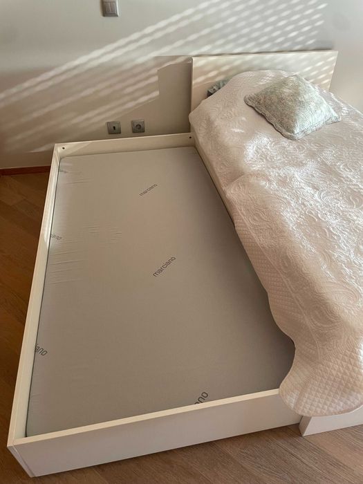 Cama individual com gaveta e 2 colchões incluídos