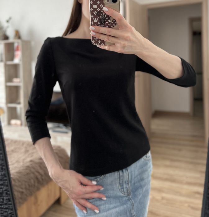 Кофтинка в класичному стилі