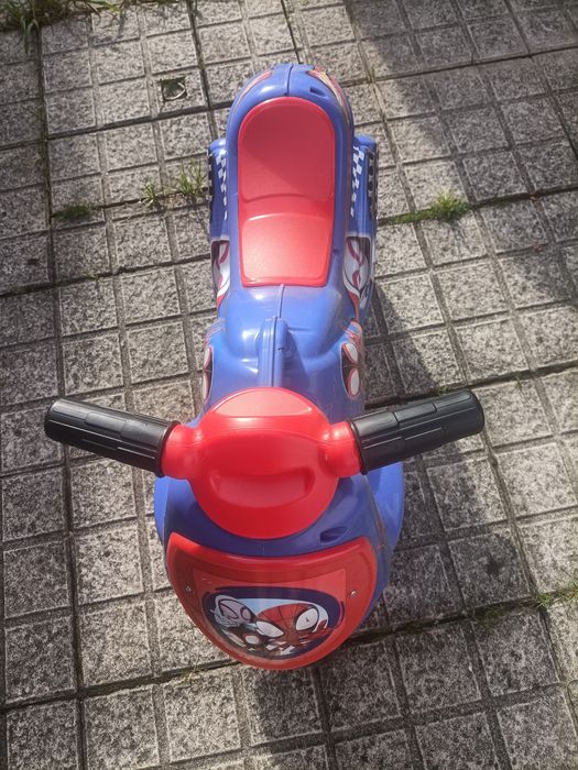 Mota/Andador Spider Man.