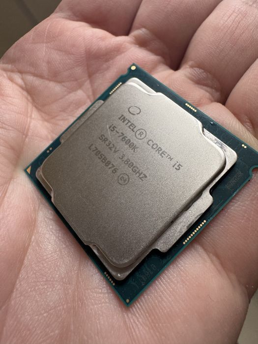 Процесор  Intel Core i5-7500 3.4GHz/6Mb/s1151