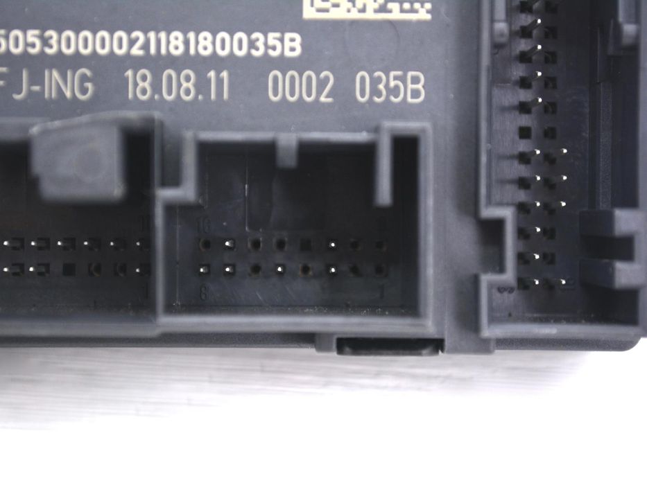 Блок управління дверей передній лівий SKODA YETI 2009-2013 7N0959793D