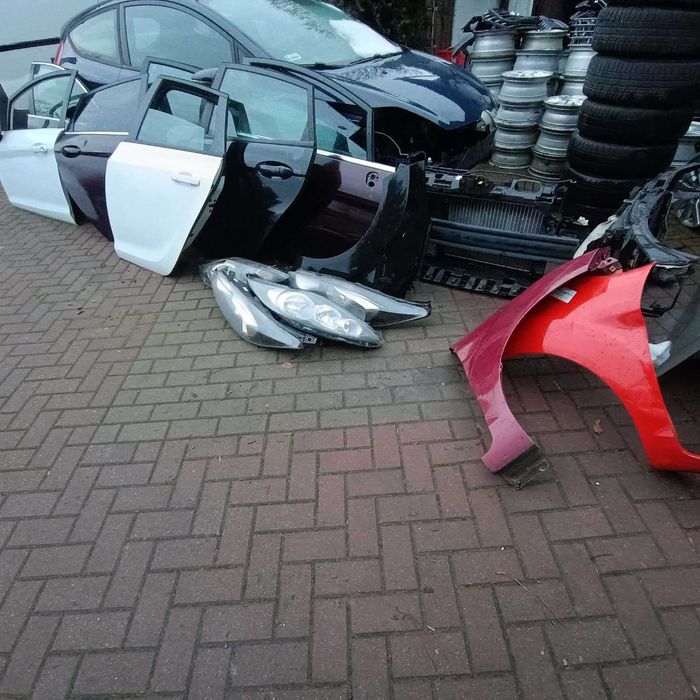 Ford Fiesta MK7  klapa maska zderzak błotnik drzwi lampy INNE CZĘSCI