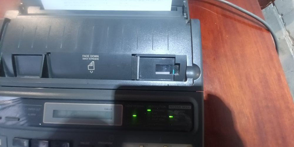 Факсимильный аппарат Panasonic KX-F130BX.