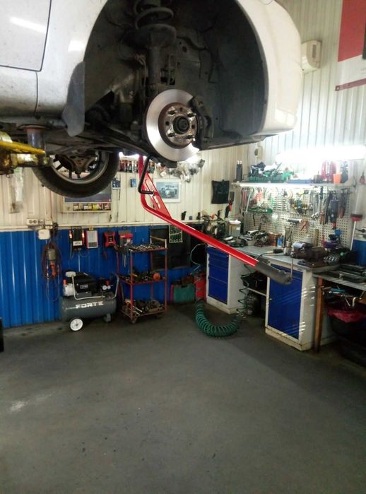 Приспособление для демонтажа рычага подвески