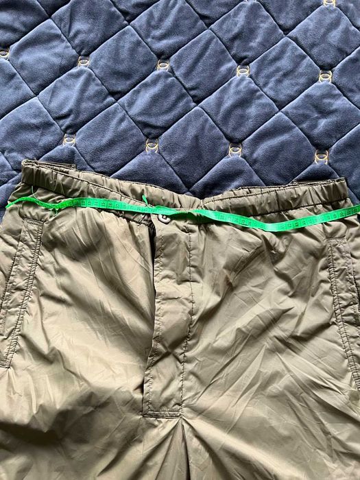 7 левел штани Британія