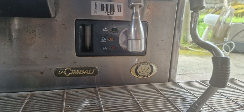 Maquina cafe profissional La Cimbali M22 Premium