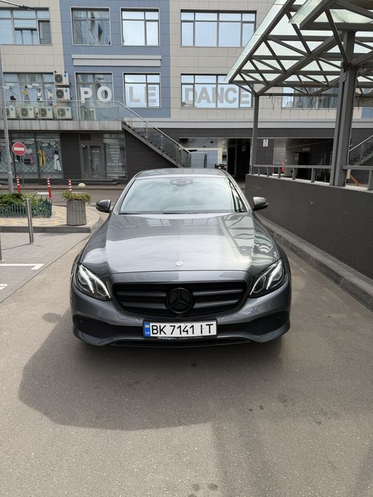 Mercedes benz w213