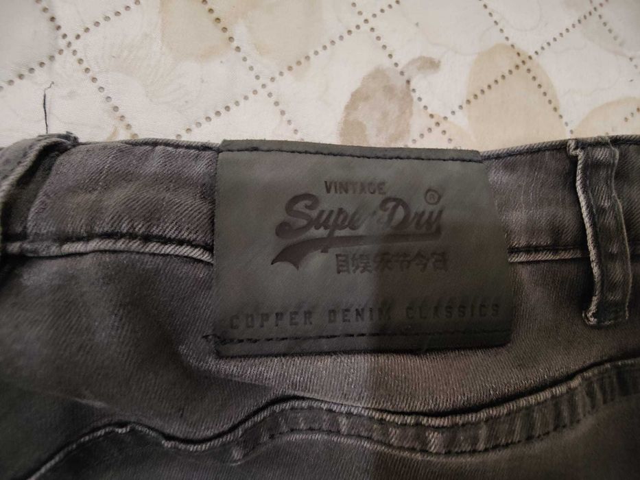 Calças de ganga Superdry  tam. 32 em excelente estado