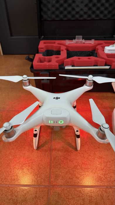 DJI Phantom 4 – Excelente Estado | Pronto a Voar