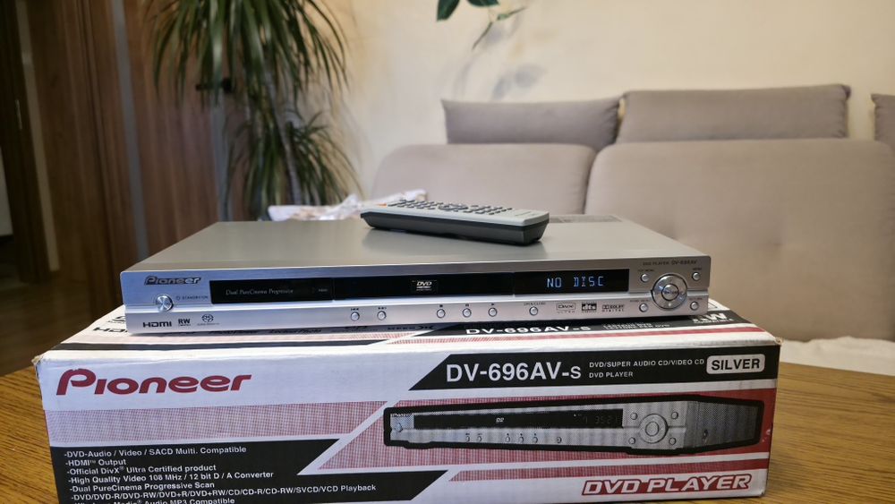 Sprzedam DVD Pioneer DV-696AV-s