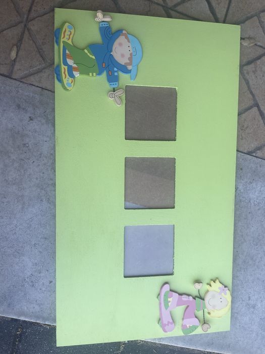 Moldura para quarto de criança