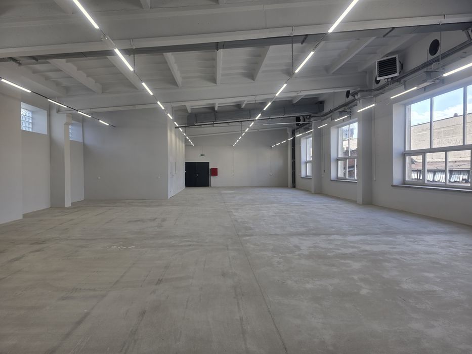 Hala 600m² +biura 60m² po remoncie, I pietro, Łódź