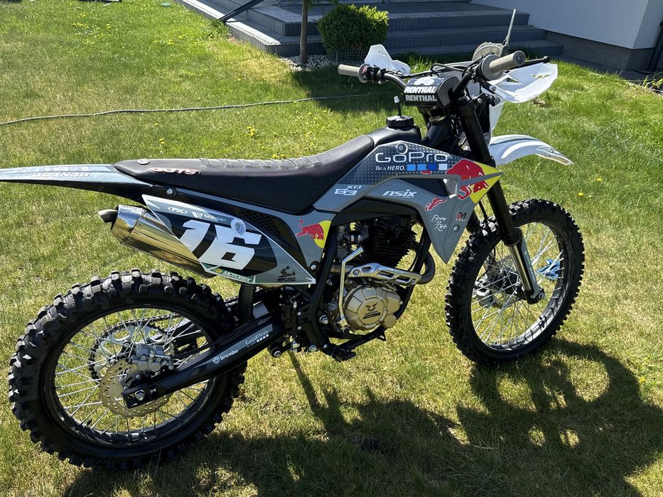 cross Asix 83 150 cc.