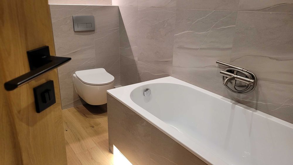 Sprzątanie domów/mieszkań/biur/obiektów. Czysto ! Szybko ! Solidnie !