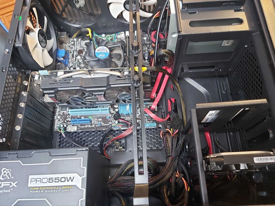 PC GAMING Wiedzmin3 I7-2600K\GTX 660 2GB DDR5\Ram 16GB\SSD 128GB\1TB