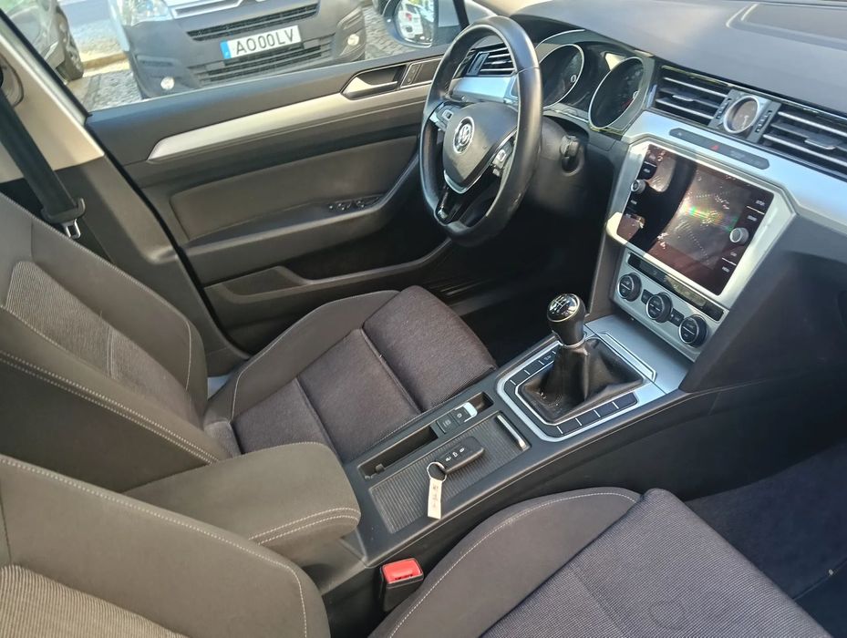 VW Passat Variant 1.6 TDI Highline foto 5