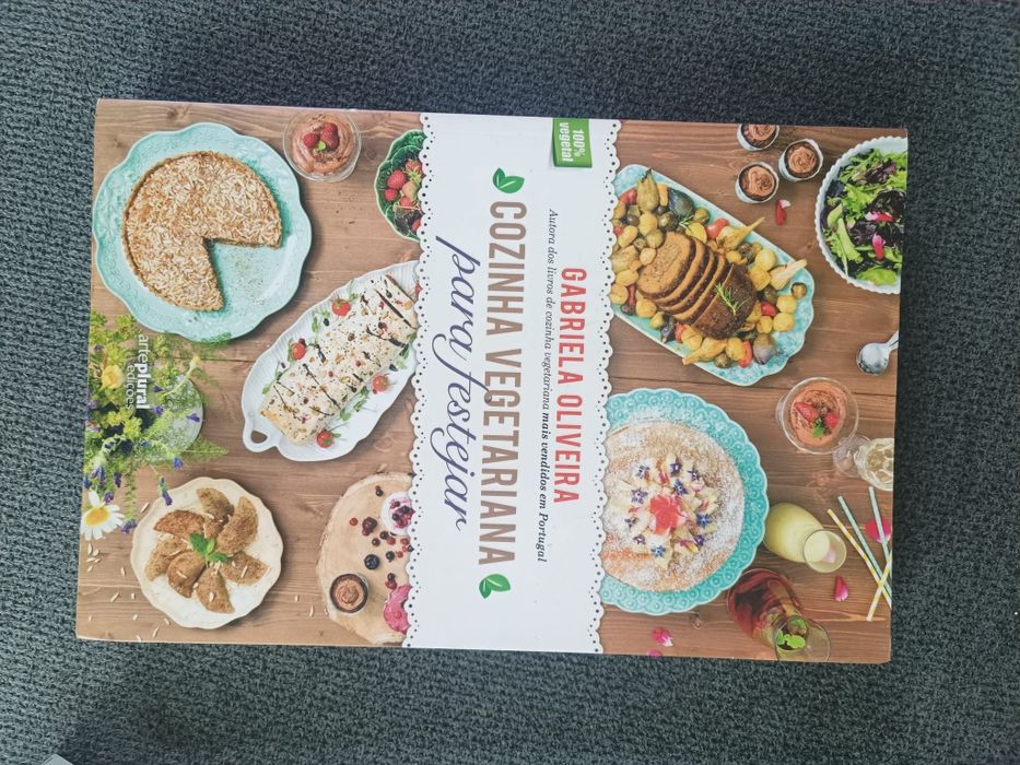 Vendo Livros cozinha vegetariana (Gabriela Oliveira)
