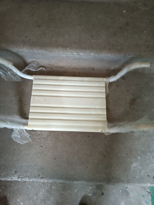 Сидение для ванной