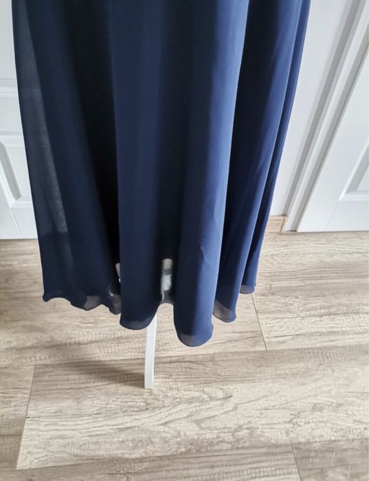 Elegancka Koronkowa sukienka Mona 52