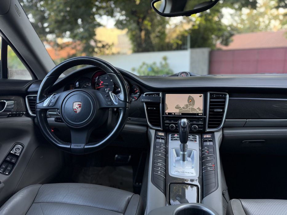 Porsche Panamera — fotografia 9