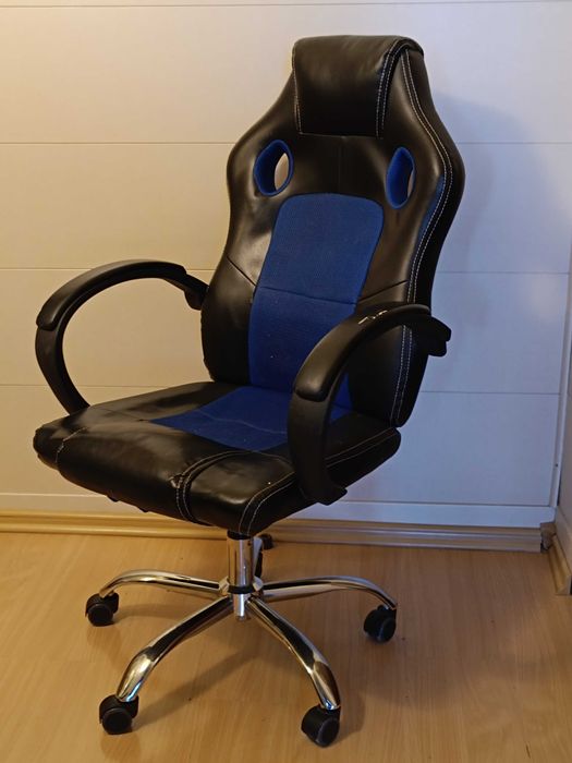 Krzesło biurowe regulowane