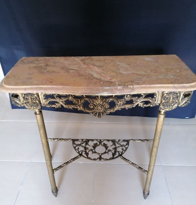 Mesa de apoio de entrada