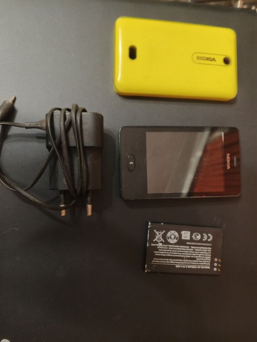 Продам Nokia 501, не работает тачскрин .