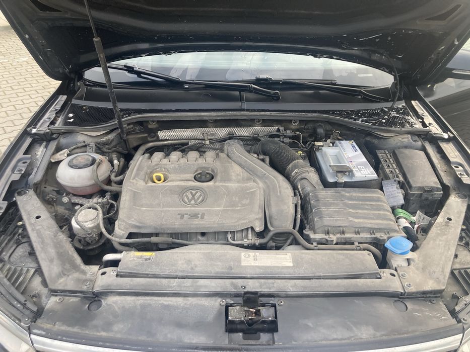 Samochód Passat rocznik 2019