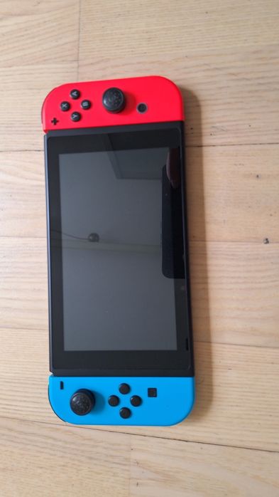 Switch v2 + case + karta sd 128gb