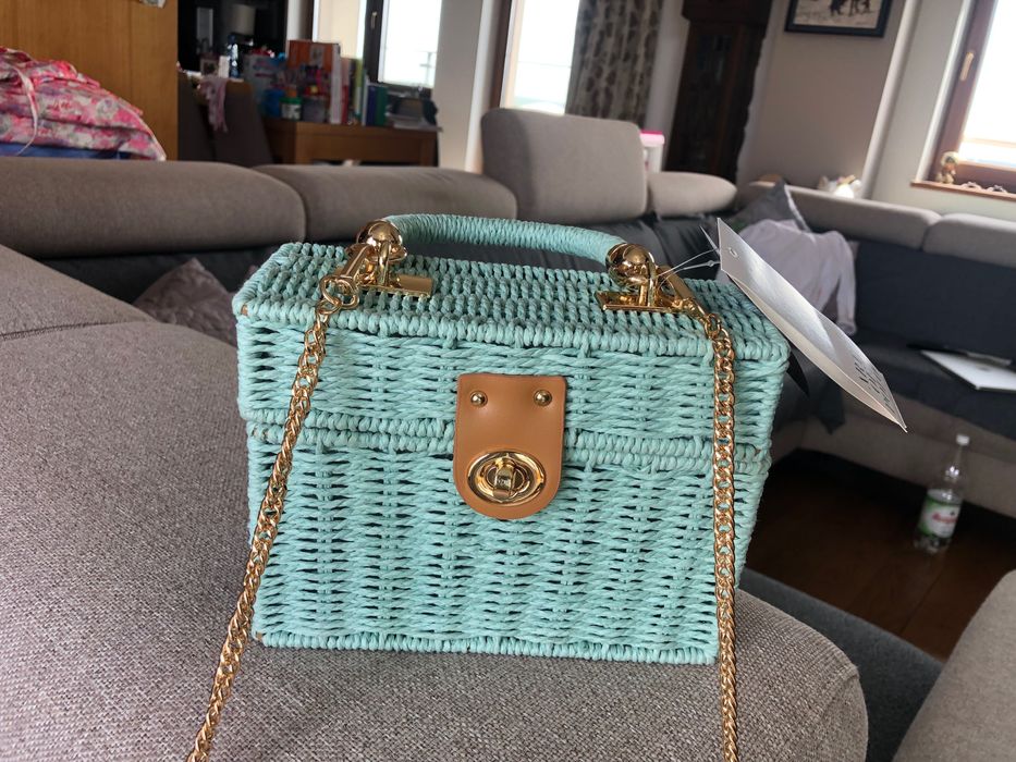 Kuferek torebka koszyczek nowy z metką turkusowy miętowy