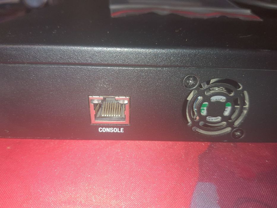 Коммутатор Ubiquiti EdgeSwitch 48-LITE (ES-48-LITE