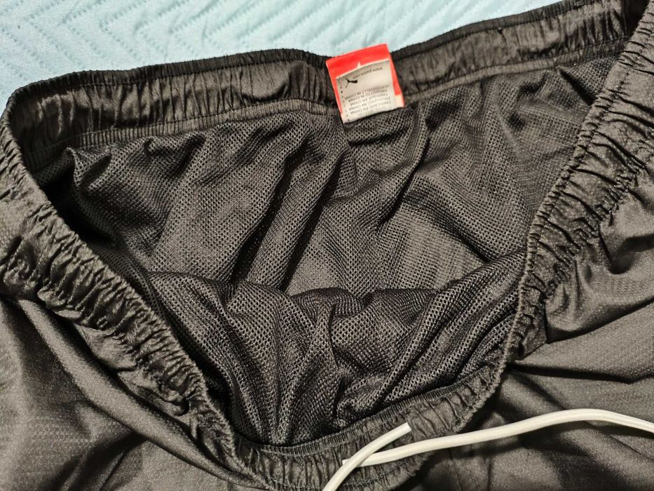 Calças de treino marca Puma