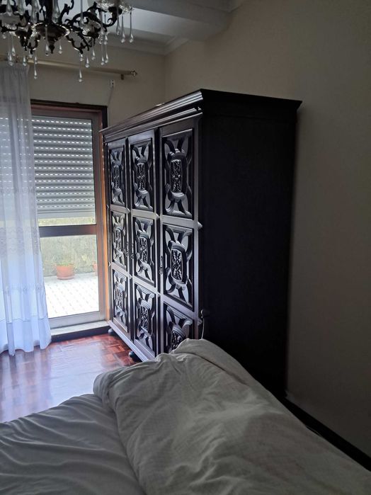 Quarto completo (c/colchão) 375€