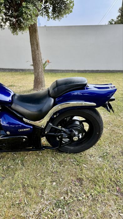 Suzuki Intruder 800