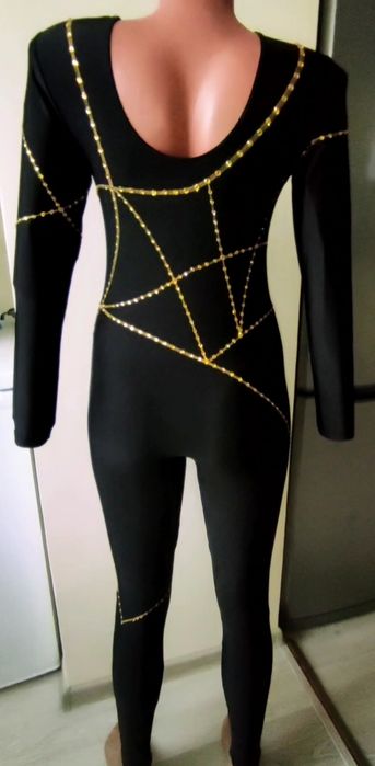 Комбінезон для гімнастики