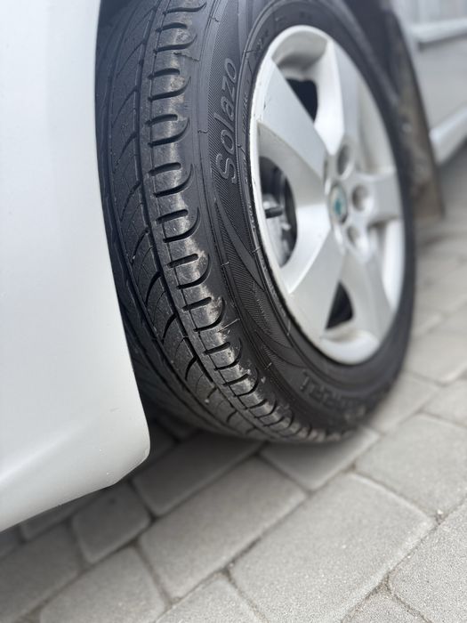 Продам шкоду фабію 1.4 MPI бензин